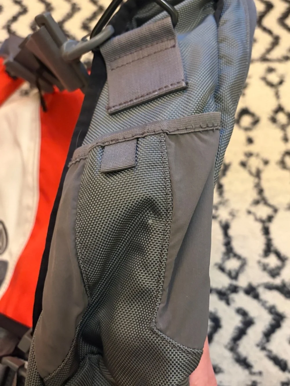 NWOT Timbuk2 Commute Messenger Bag Red Eggshell Laptop Travel Work Crossbody